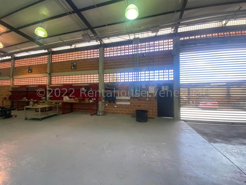 Comercial (Galpon - Deposito) en Alquiler en Parcelamiento El Prado, Miranda - 7
