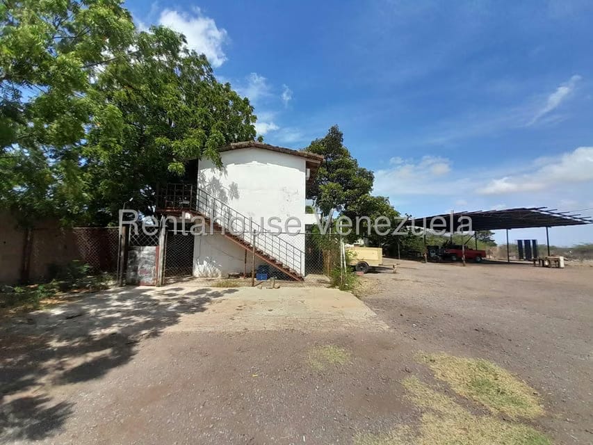 Comercial (Galpon - Deposito) en Venta en Monsenor Iturriza, Falcon - 11