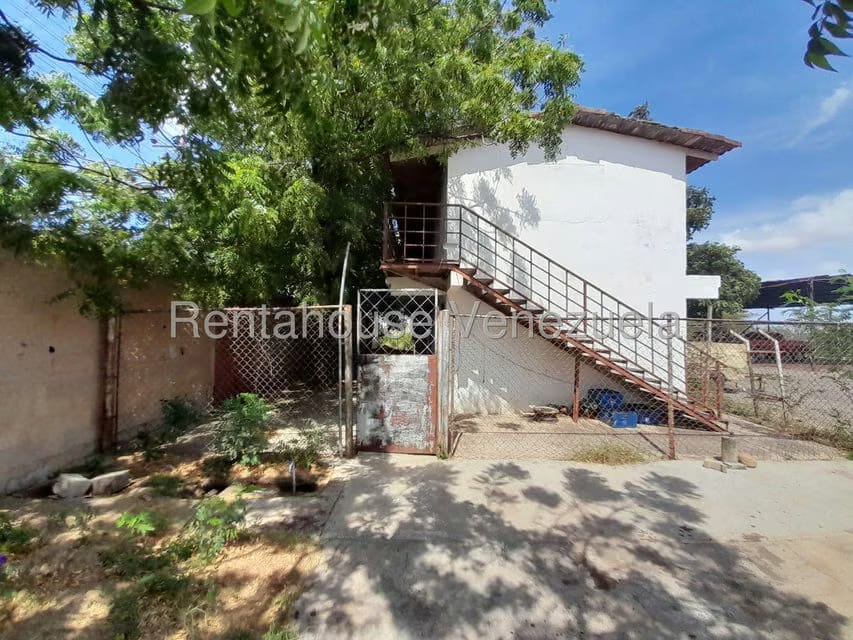 Comercial (Galpon - Deposito) en Venta en Monsenor Iturriza, Falcon - 3