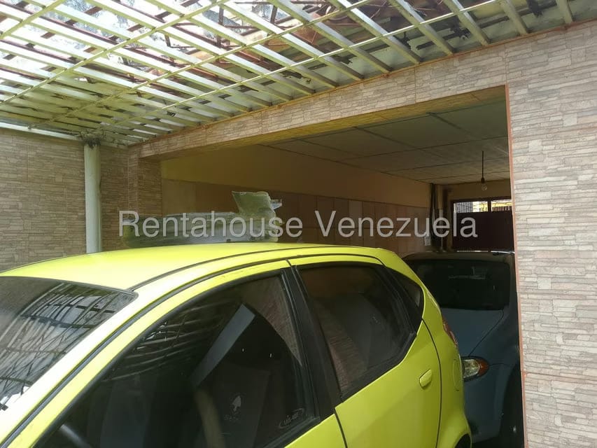 Casa (1 Nivel) en Venta en Avenida Bolivar Sur, Carabobo - 18