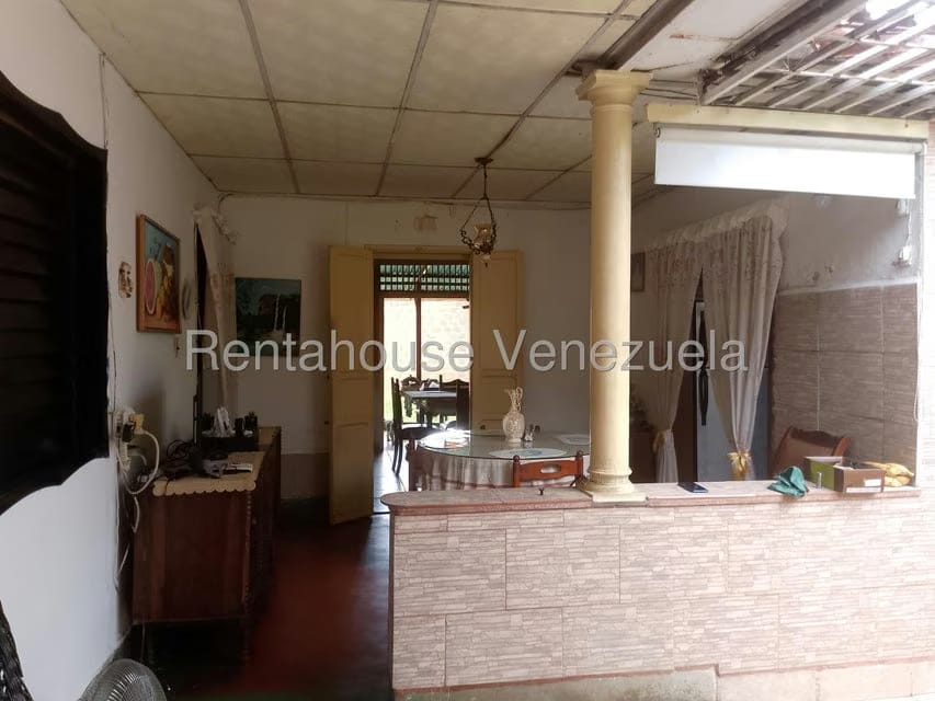 Casa (1 Nivel) en Venta en Avenida Bolivar Sur, Carabobo - 5