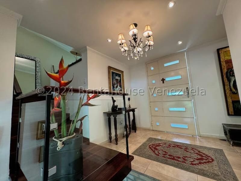 Casa (Duplex) en Venta en Prados del Este, Distrito Metropolitano - 36