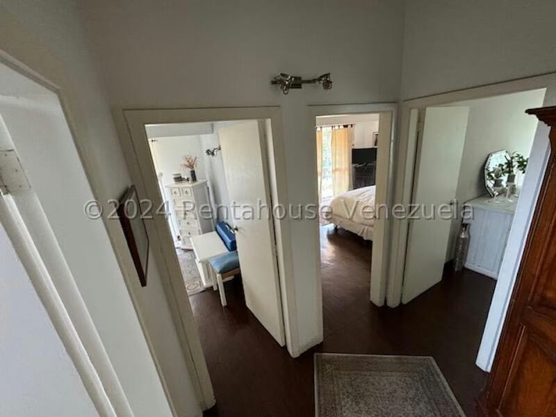 Casa (Duplex) en Venta en Prados del Este, Distrito Metropolitano - 49