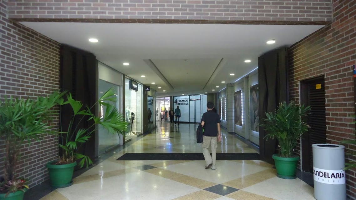 Apartamento (1 Nivel) en Venta en Parroquia La Candelaria, Distrito Metropolitano - 2
