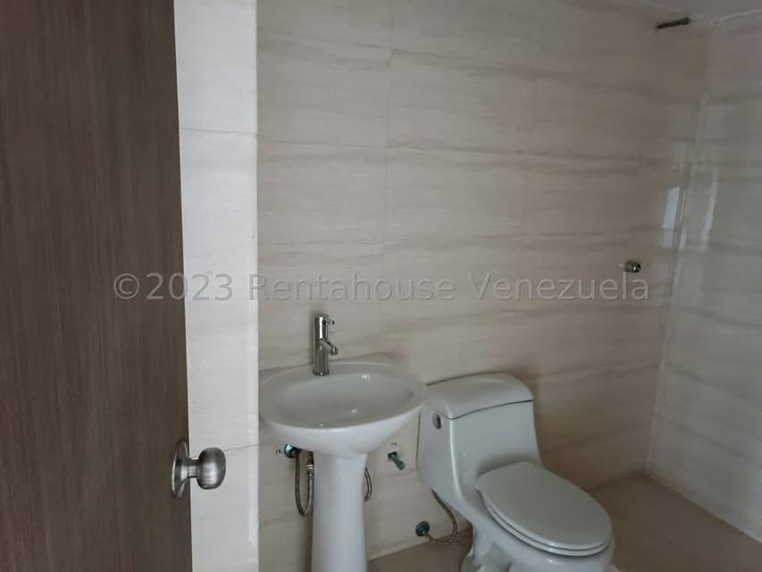 Apartamento (1 Nivel) en Venta en Parroquia La Candelaria, Distrito Metropolitano - 15