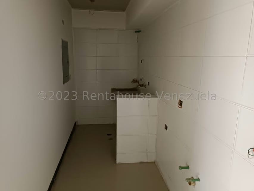 Apartamento (1 Nivel) en Venta en Parroquia La Candelaria, Distrito Metropolitano - 8