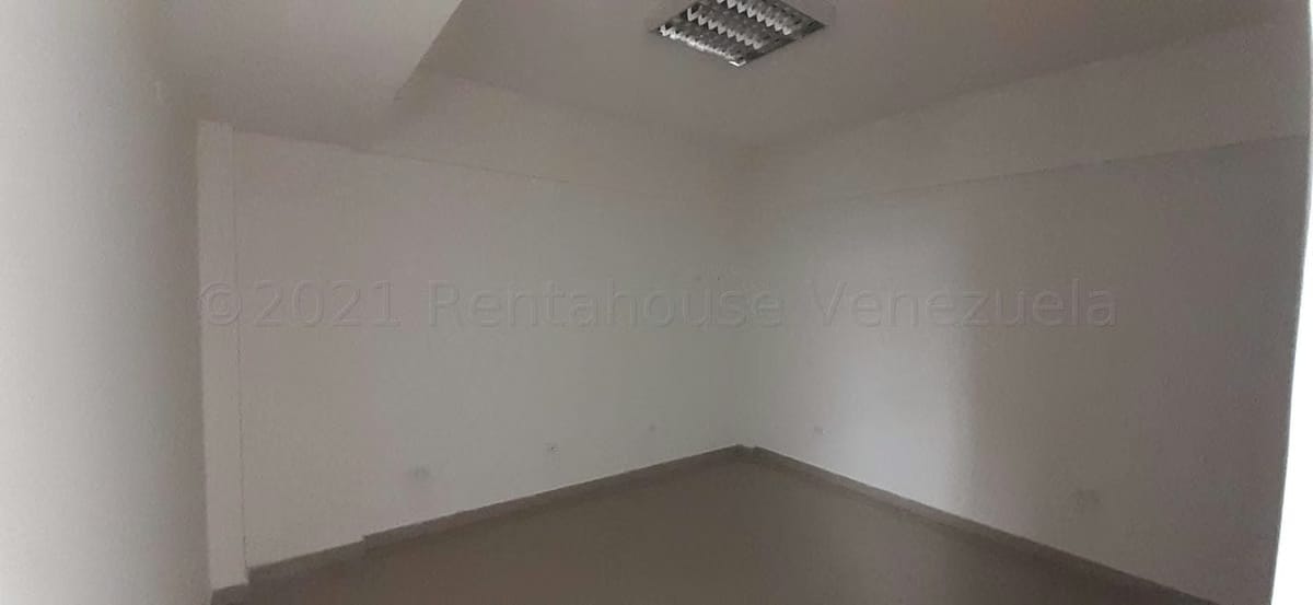 Comercial (Edificio) en Venta en Centro, Lara - 11