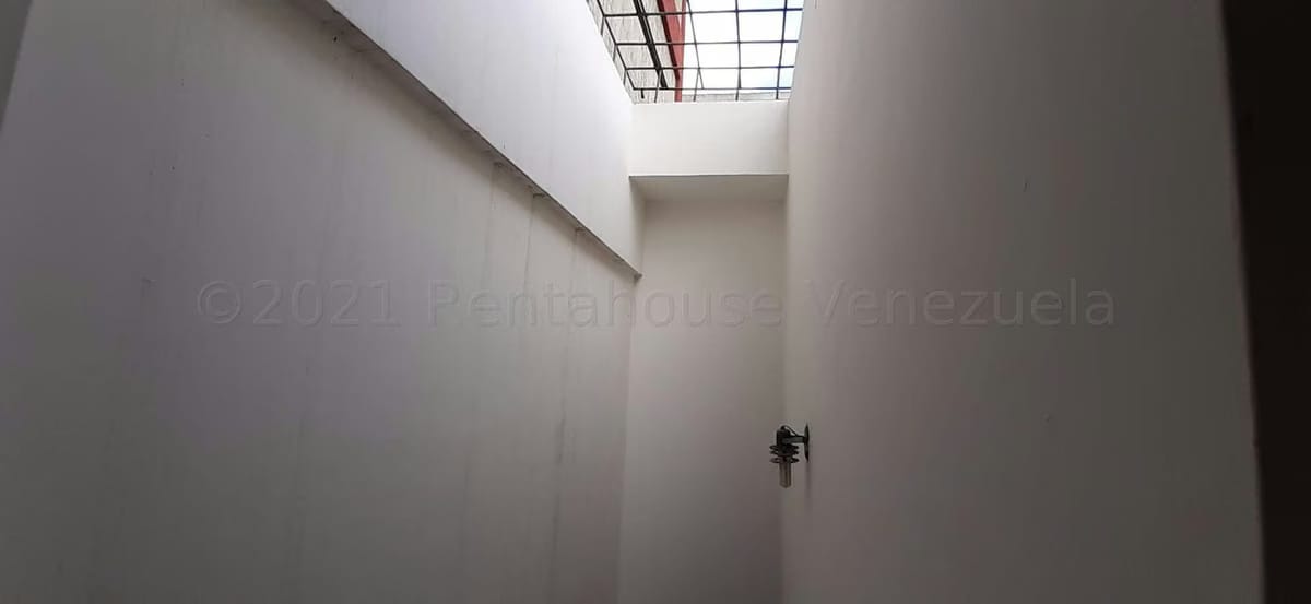 Comercial (Edificio) en Venta en Centro, Lara - 15