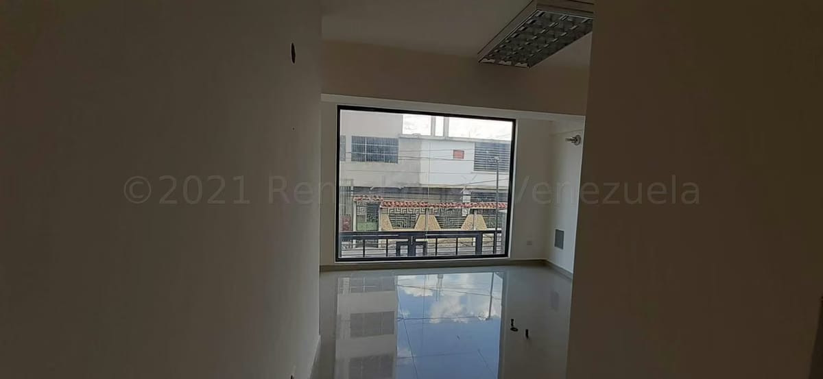 Comercial (Edificio) en Venta en Centro, Lara - 18