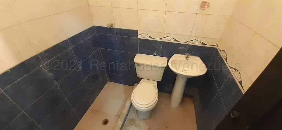 Comercial (Edificio) en Venta en Centro, Lara - 7