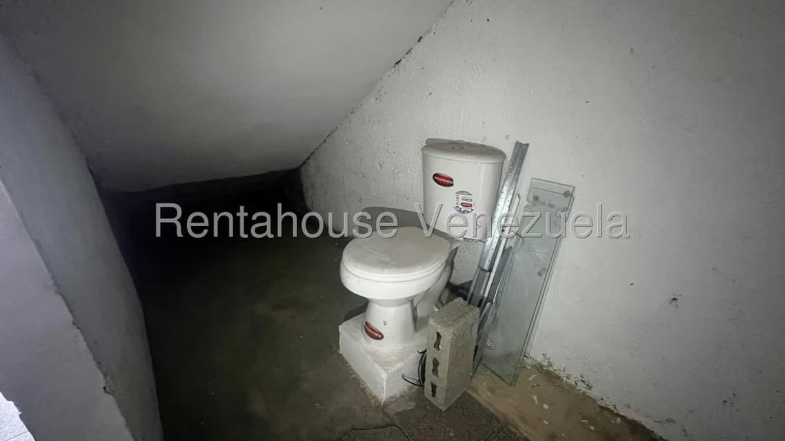 Comercial (Local Comercial) en Alquiler en Centro, Lara - 10