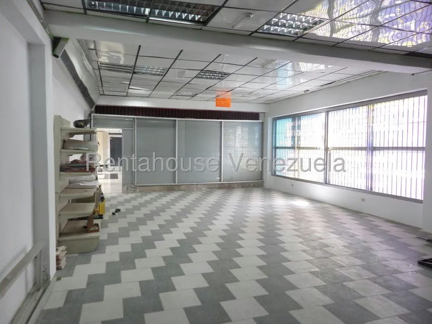 Comercial (Local Comercial) en Alquiler en Municipio Carrizal, Miranda - 5
