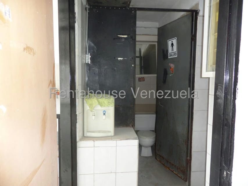 Comercial (Local Comercial) en Alquiler en Municipio Carrizal, Miranda - 9