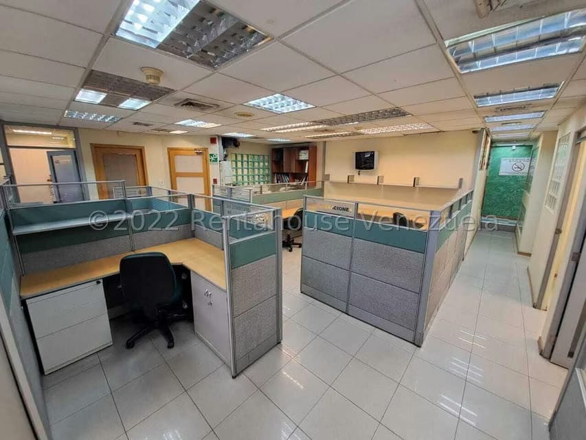 Comercial (Oficina) en Alquiler en Plaza Venezuela, Distrito Metropolitano - 13