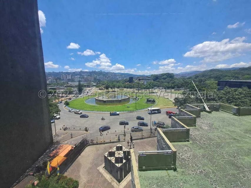 Comercial (Oficina) en Alquiler en Plaza Venezuela, Distrito Metropolitano - 15