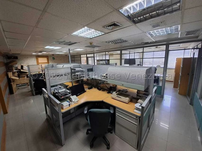 Comercial (Oficina) en Alquiler en Plaza Venezuela, Distrito Metropolitano - 35