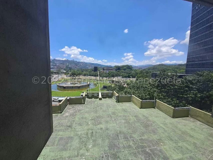 Comercial (Oficina) en Alquiler en Plaza Venezuela, Distrito Metropolitano - 10