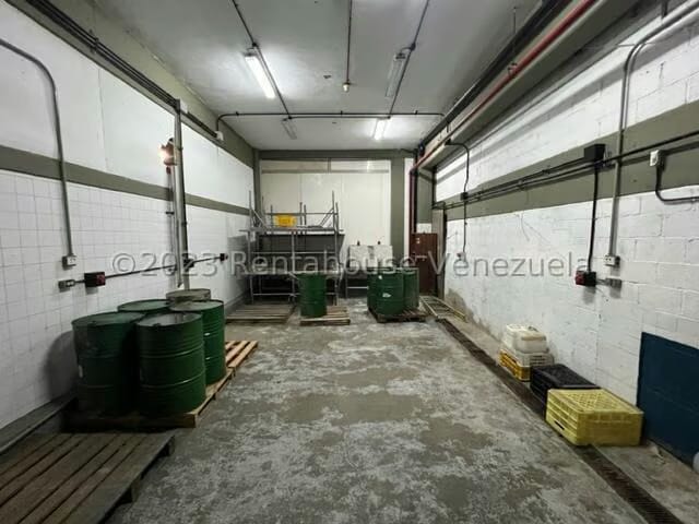 Comercial (Galpon - Deposito) en Venta en Las Cumacas, Miranda - 17