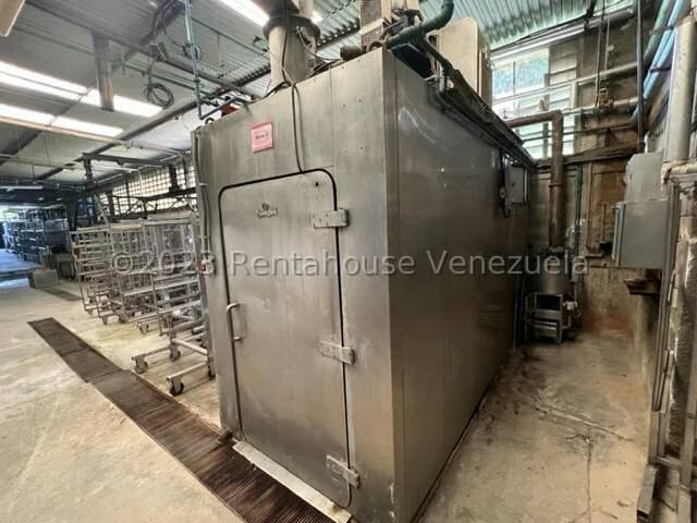 Comercial (Galpon - Deposito) en Venta en Las Cumacas, Miranda - 26