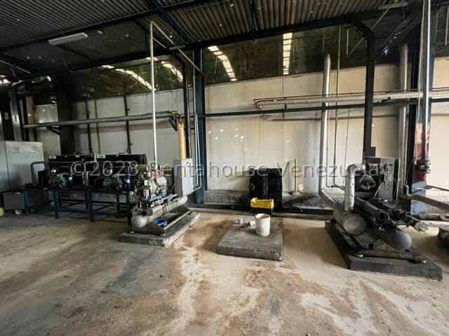 Comercial (Galpon - Deposito) en Venta en Las Cumacas, Miranda - 31