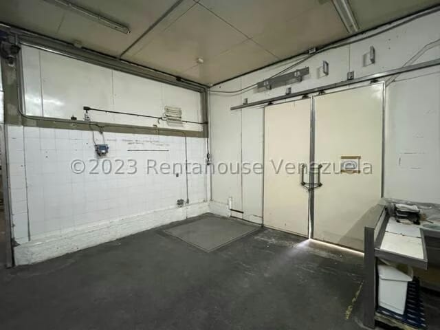 Comercial (Galpon - Deposito) en Venta en Las Cumacas, Miranda - 45