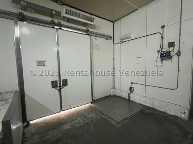 Comercial (Galpon - Deposito) en Venta en Las Cumacas, Miranda - 46