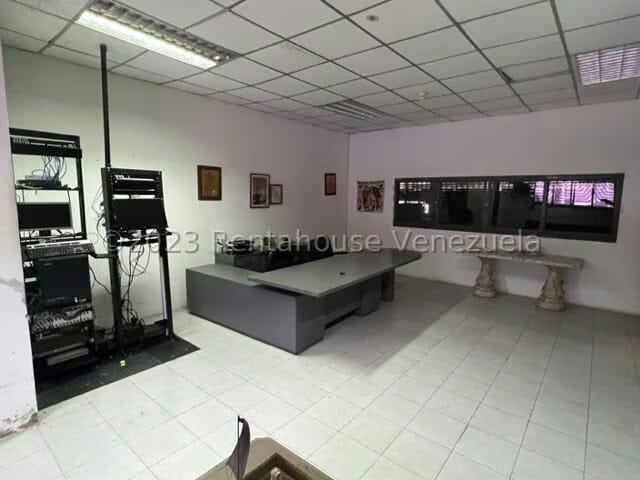 Comercial (Galpon - Deposito) en Venta en Las Cumacas, Miranda - 54