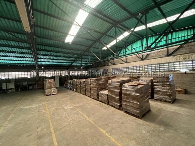 Comercial (Galpon - Deposito) en Venta en Las Cumacas, Miranda - 57