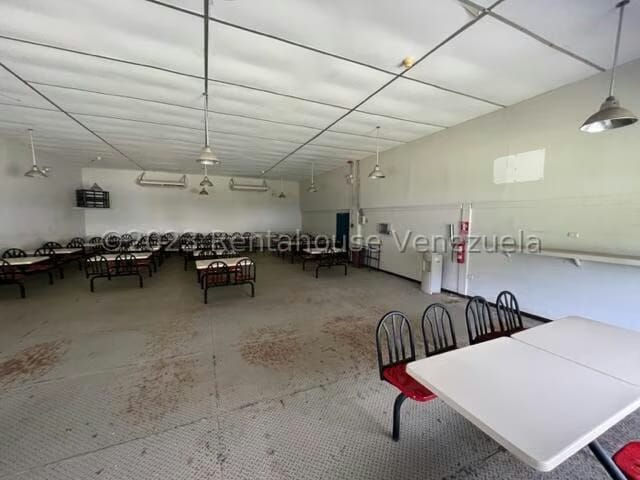 Comercial (Galpon - Deposito) en Venta en Las Cumacas, Miranda - 74
