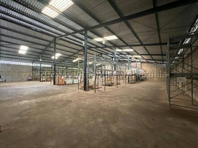 Comercial (Galpon - Deposito) en Venta en Las Cumacas, Miranda - 88