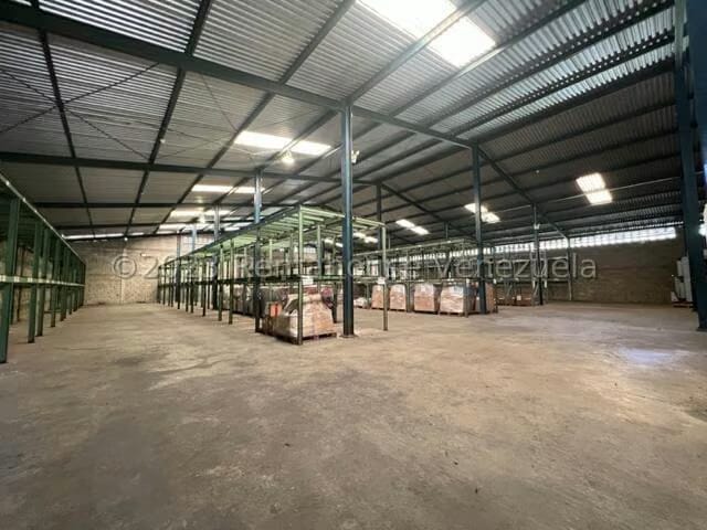 Comercial (Galpon - Deposito) en Venta en Las Cumacas, Miranda - 89