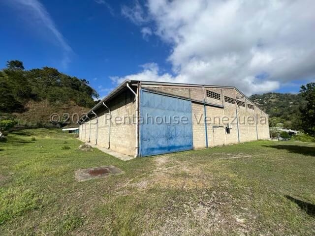 Comercial (Galpon - Deposito) en Venta en Las Cumacas, Miranda - 92