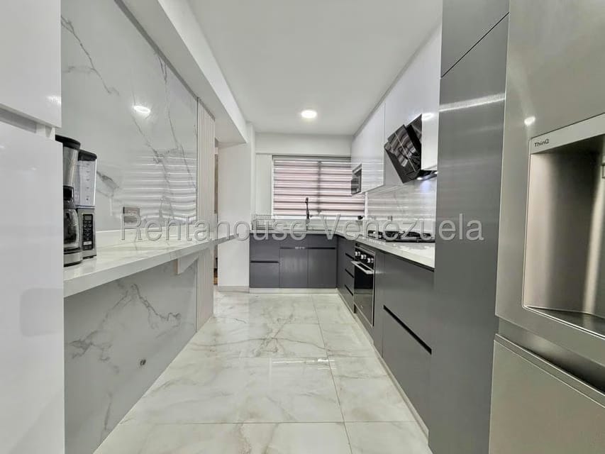 Apartamento (1 Nivel) en Alquiler en La Boyera, Distrito Metropolitano - 5
