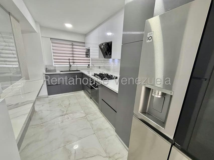 Apartamento (1 Nivel) en Alquiler en La Boyera, Distrito Metropolitano - 6