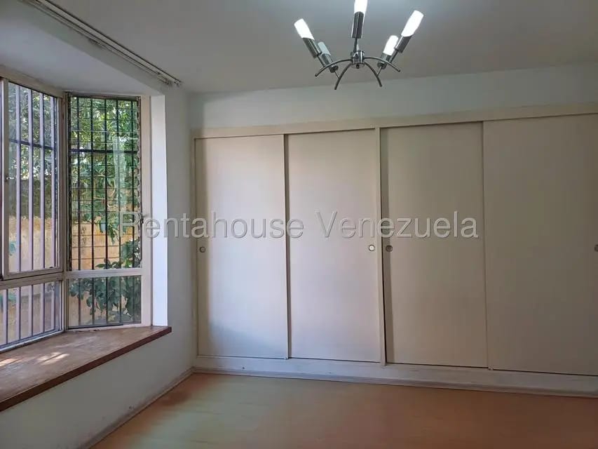 Apartamento (1 Nivel) en Venta en Los Naranjos del Cafetal, Distrito Metropolitano - 11