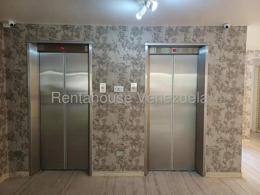 Apartamento (1 Nivel) en Venta en Los Naranjos del Cafetal, Distrito Metropolitano - 3