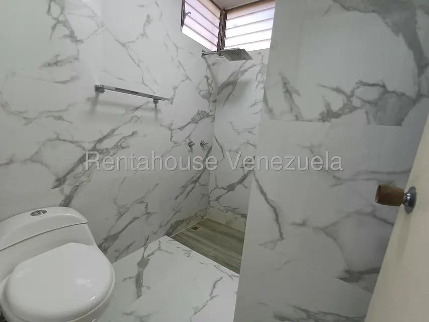 Apartamento (1 Nivel) en Venta en Los Naranjos del Cafetal, Distrito Metropolitano - 10