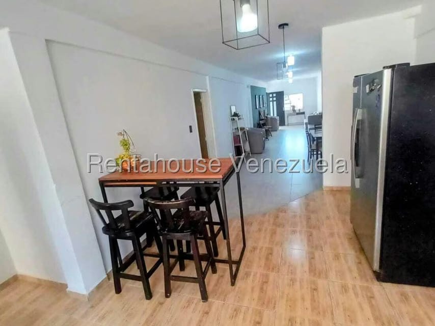 Casa (Duplex) en Alquiler en Zona Oeste, Lara - 15