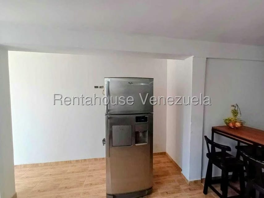 Casa (Duplex) en Alquiler en Zona Oeste, Lara - 17