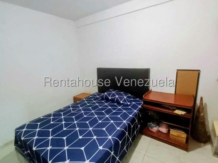 Casa (Duplex) en Alquiler en Zona Oeste, Lara - 25