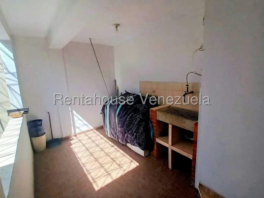 Casa (Duplex) en Alquiler en Zona Oeste, Lara - 28
