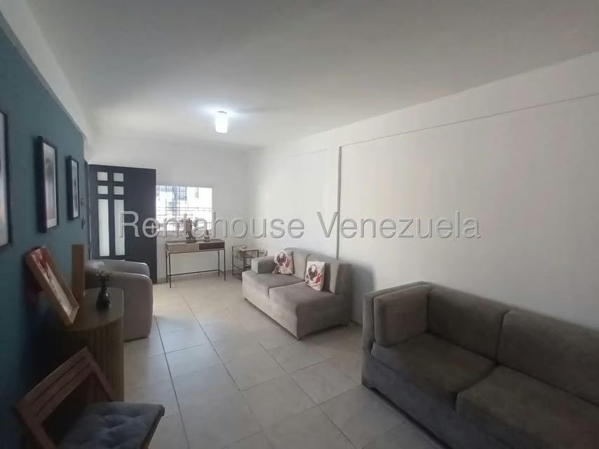 Casa (Duplex) en Alquiler en Zona Oeste, Lara - 6