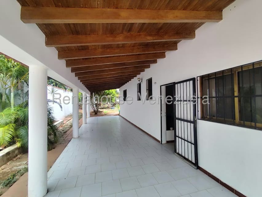 Casa (1 Nivel) en Alquiler en La Asuncion, Nueva Esparta - 5