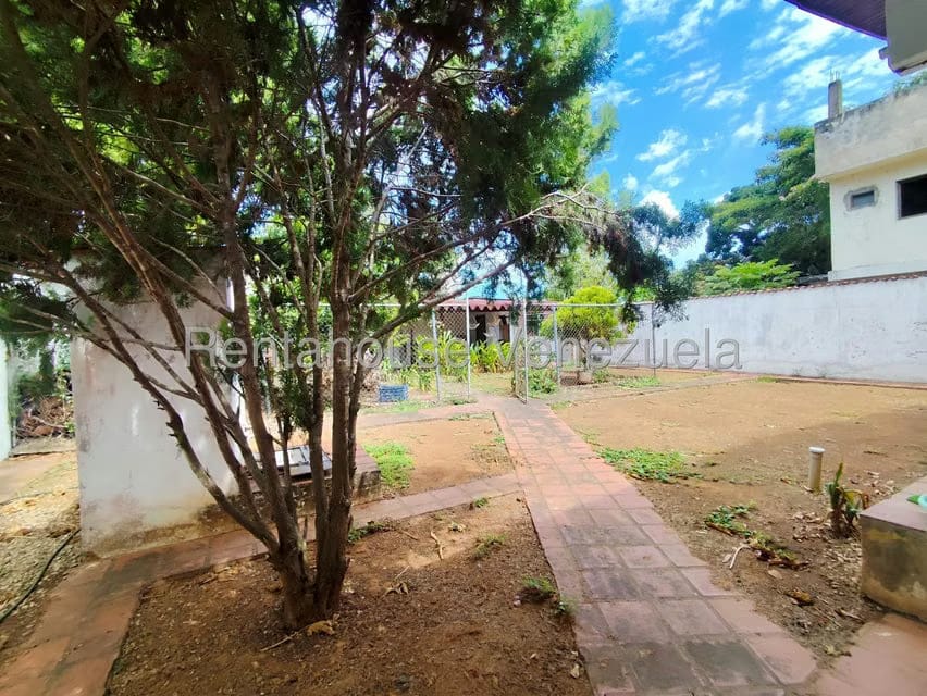 Casa (1 Nivel) en Alquiler en La Asuncion, Nueva Esparta - 6