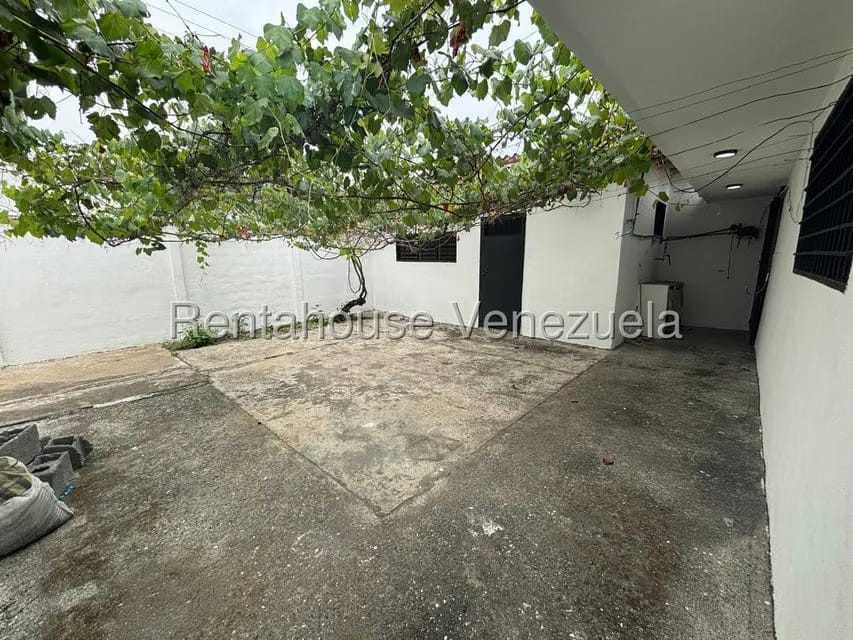 Casa (1 Nivel) en Alquiler en Llano Alto, Portuguesa - 4