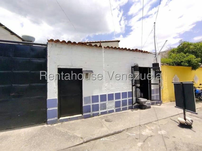 Terreno (Residencial) en Venta en Zona Centro, Aragua - 70