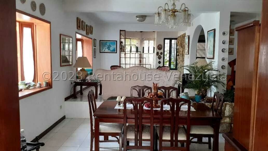 Casa (Multipes Niveles) en Venta en Sorocaima, Distrito Metropolitano - 25