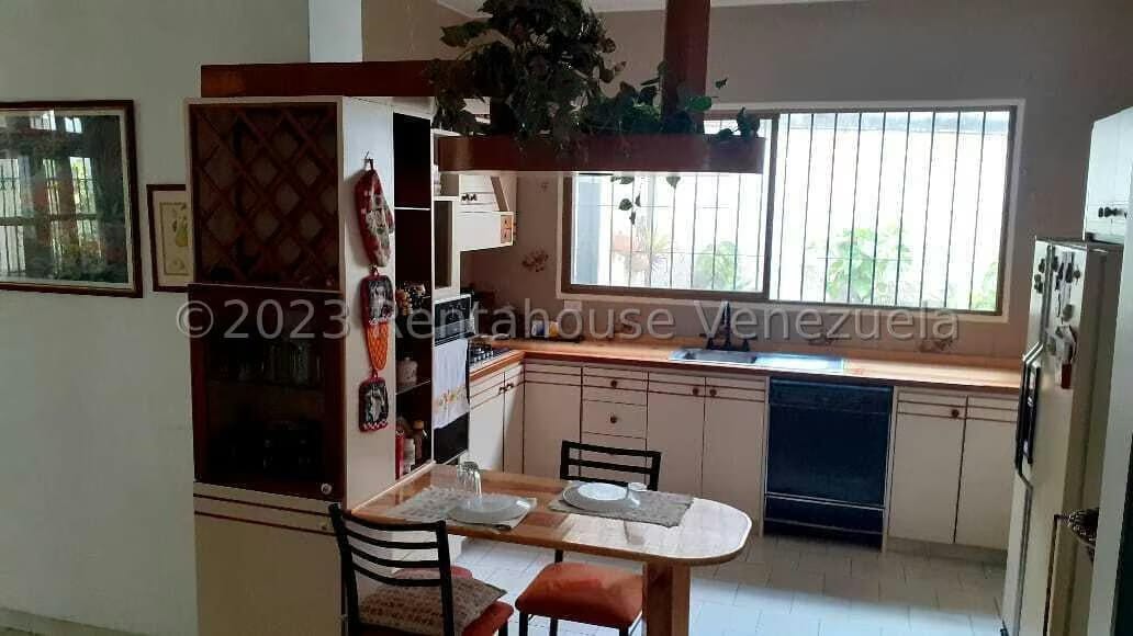 Casa (Multipes Niveles) en Venta en Sorocaima, Distrito Metropolitano - 35