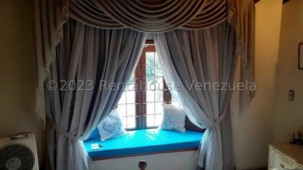 Casa (Multipes Niveles) en Venta en Sorocaima, Distrito Metropolitano - 48