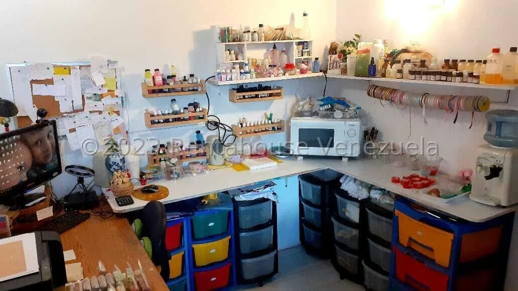 Casa (Multipes Niveles) en Venta en Sorocaima, Distrito Metropolitano - 61